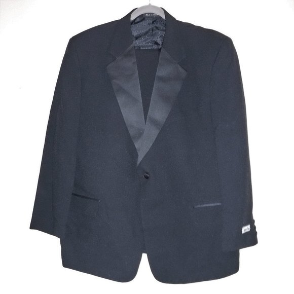 Tuxedo Club Other - NWT Tuxedo Club Satin Trim Jacket & Pants Set